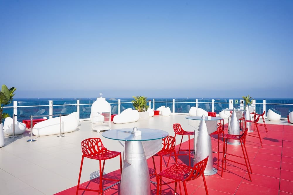 Ushuaïa Ibiza Beach Hotel - Adults Only - Club Entrance Included — 21