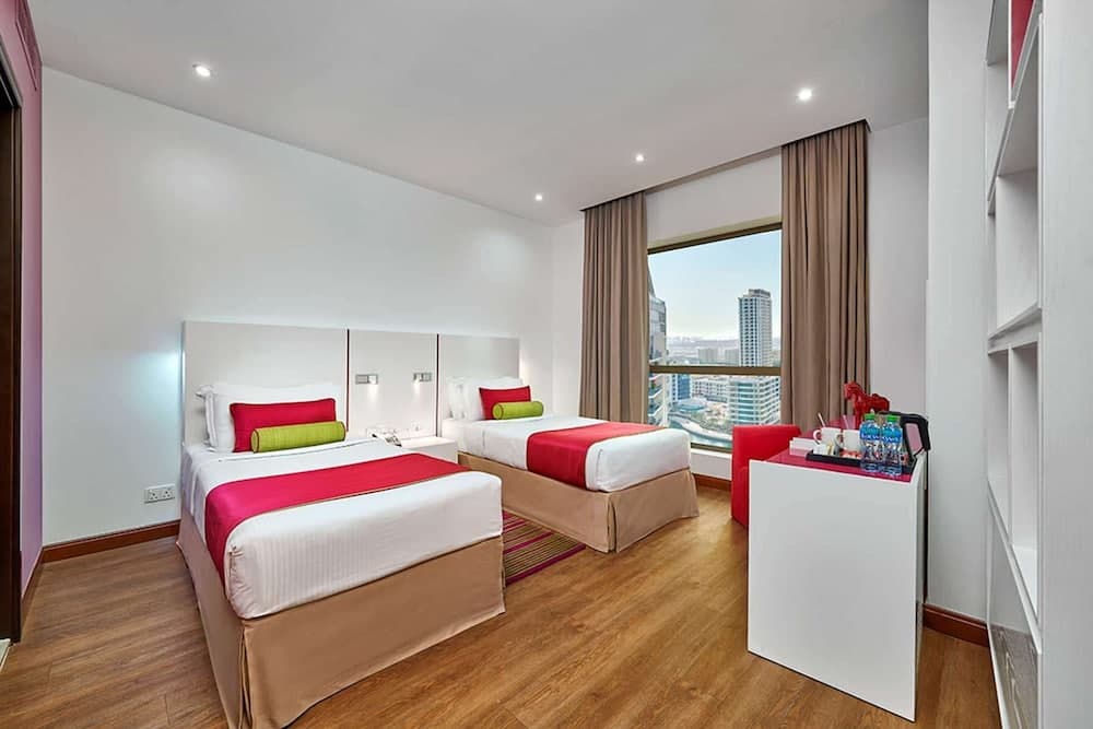 Ramada Hotel and Suites by Wyndham Dubai JBR — 3