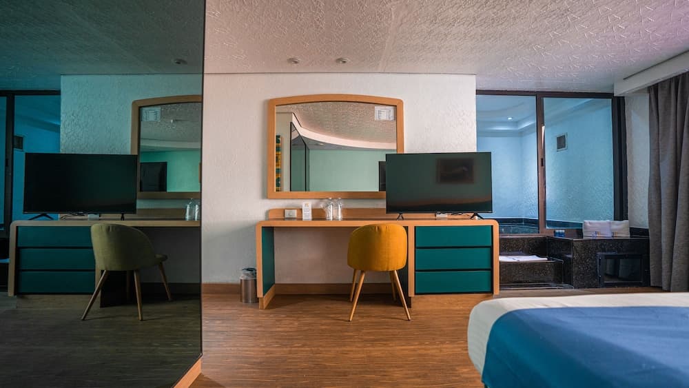 Hotel Botschaft — 24