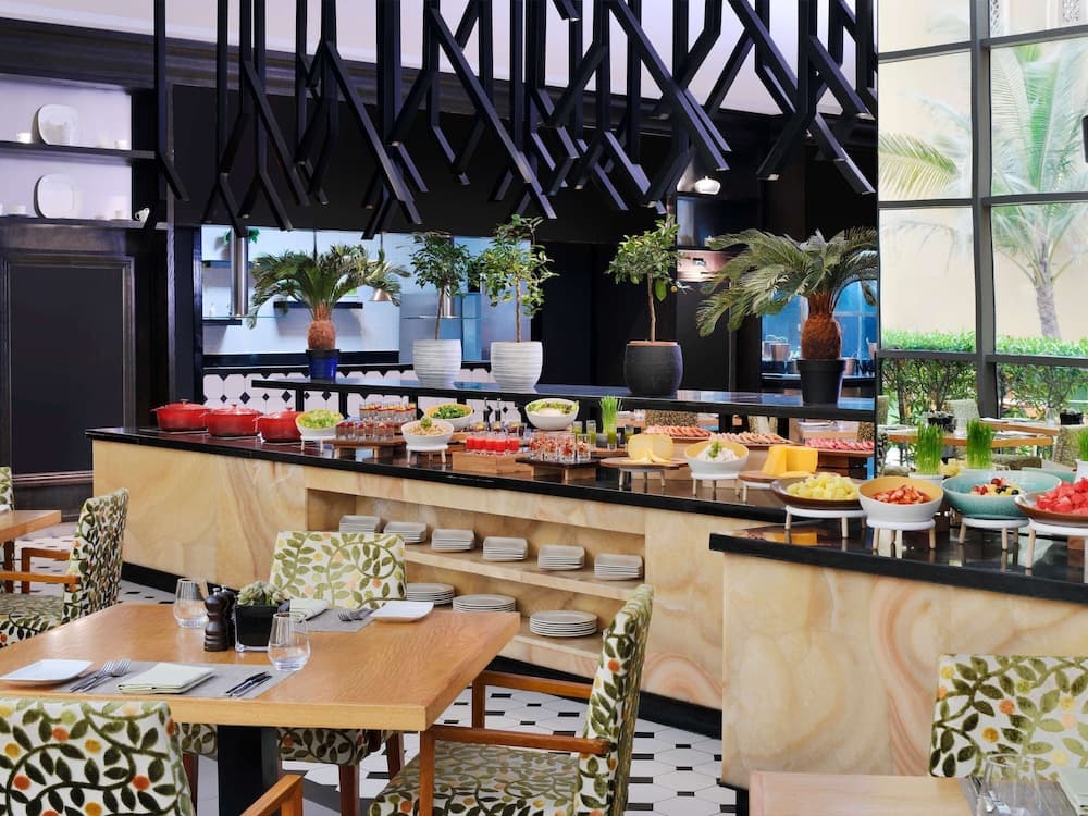 Mövenpick Hotel Jumeirah Beach — 5