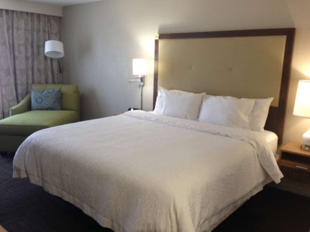 Hampton Inn Tampa/Rocky Point-Airport — 3