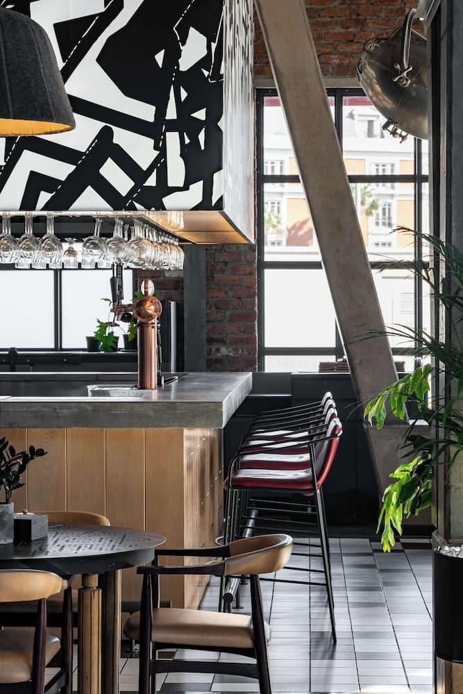 Radisson RED V&A Waterfront, Cape Town hotel, Silo 6, South Arm Road, V&A Waterfront, Cape Town, Western Cape, 8001, South Africa — photo 48