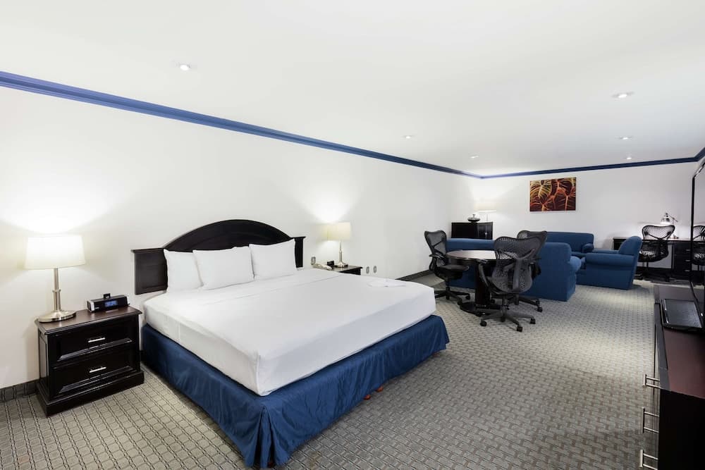 Hilton Mexico City Airport — 3