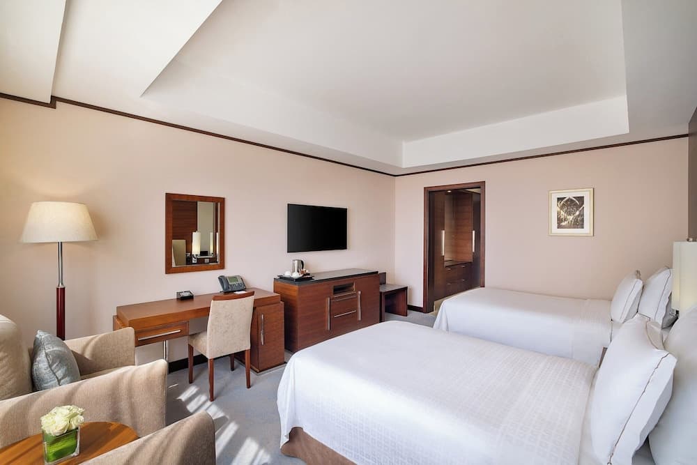 Grand Millennium Dubai — 25