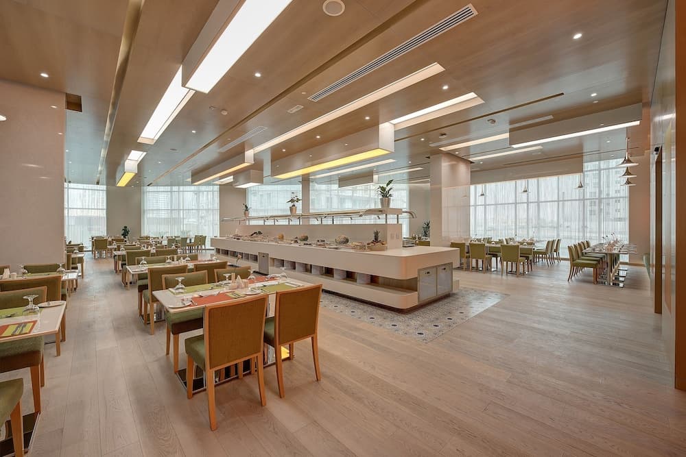 Al Khoory Atrium Hotel — 14