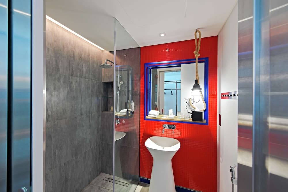Hampton by Hilton Dubai Al Seef — 24