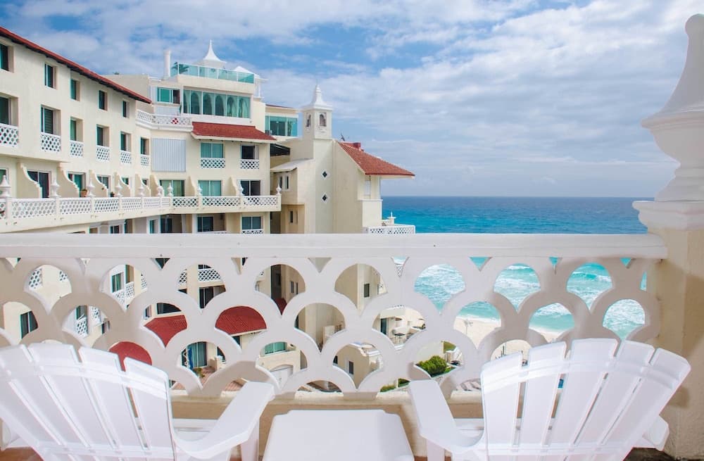 Bsea Cancun Plaza Hotel — 25