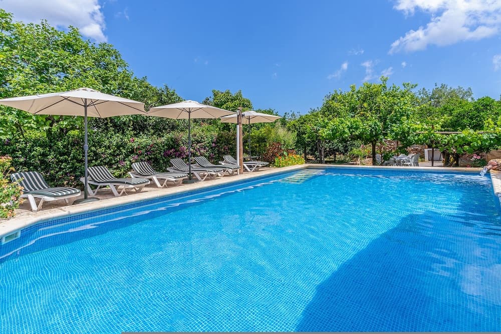 Cas Consul in Ibiza With 4 Bedrooms and 3 Bathrooms — 13