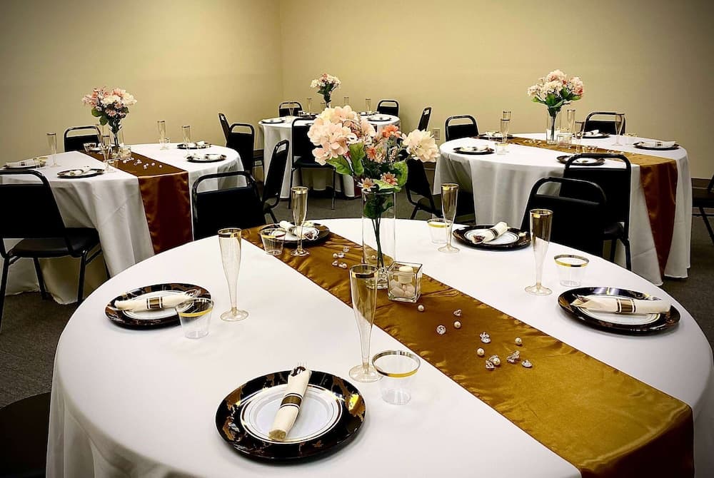 La Quinta Inn & Suites by Wyndham Ft Lauderdale Cypress Cr — 30