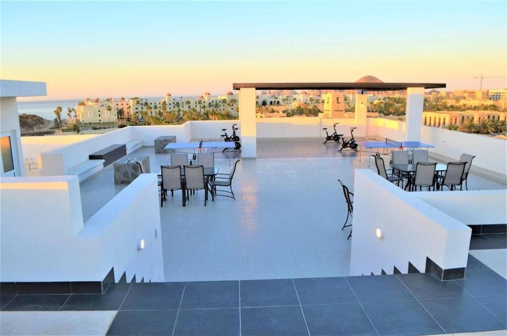 Hermoso Condominio a 300 Metros de la Playa El Médano — 4