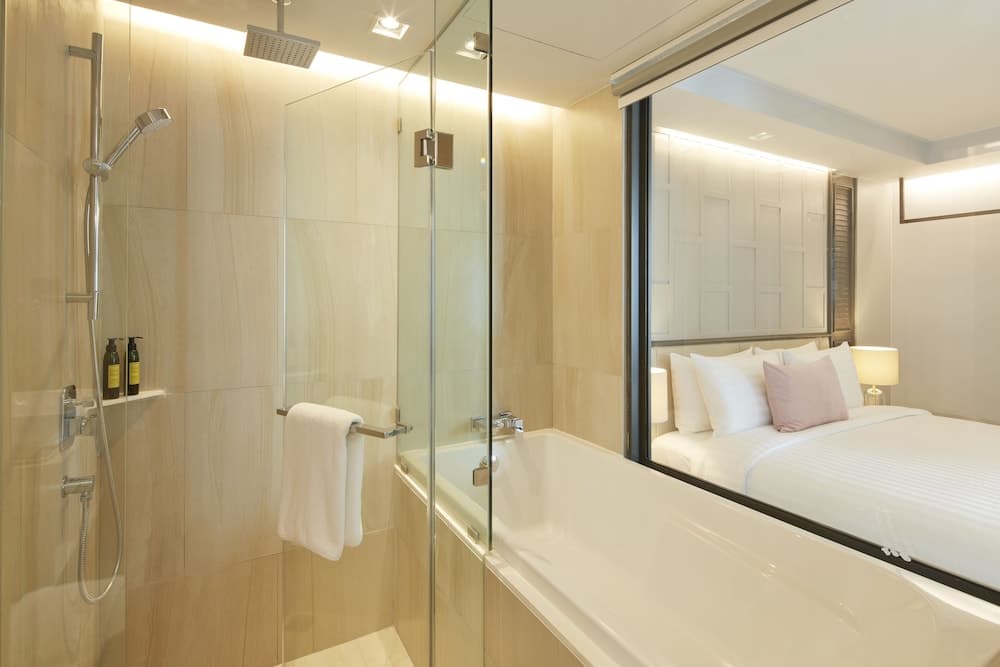The Quarter Ploenchit by UHG — 16
