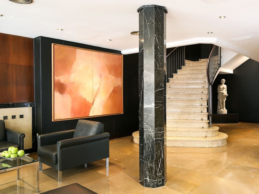 Hotel Derby Barcelona — 10
