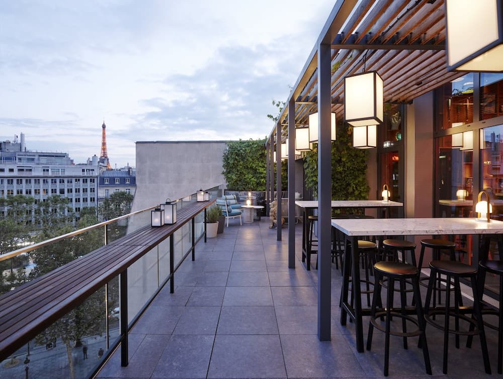 citizenM Paris Champs-Élysées — 16