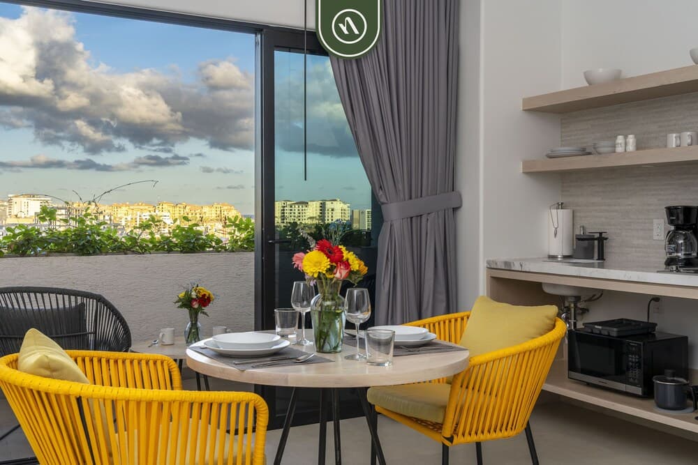 Tower 605 by Naya Homes — 15