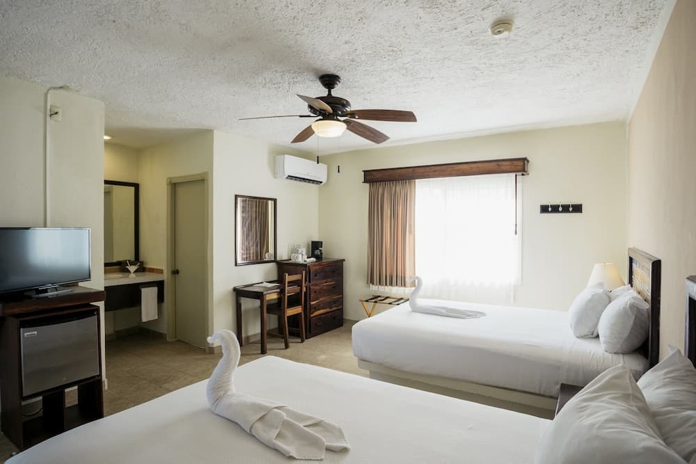 Petit Lafitte Hotel — 26