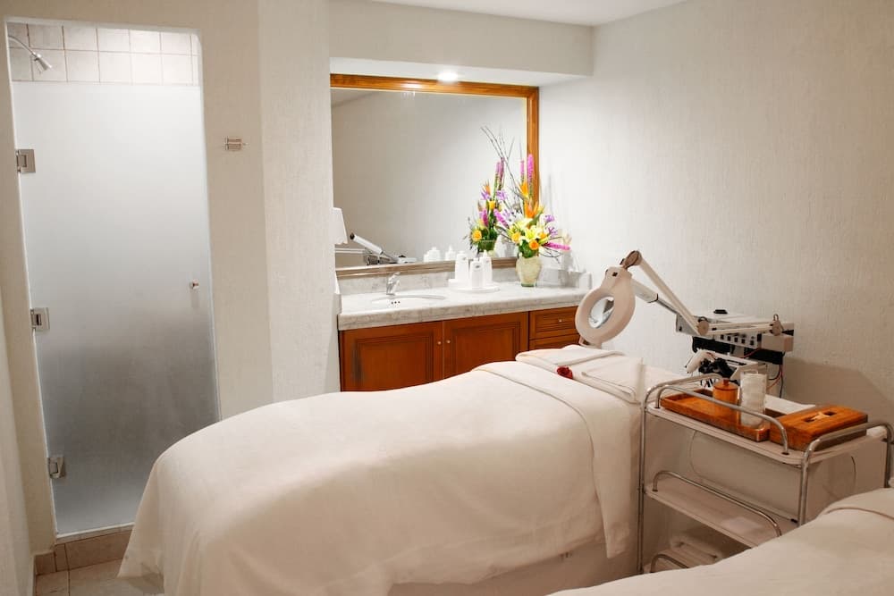 GR Solaris Cancun & Spa - All Inclusive — 2