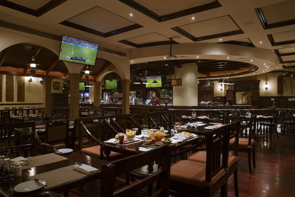 Towers Rotana — 9