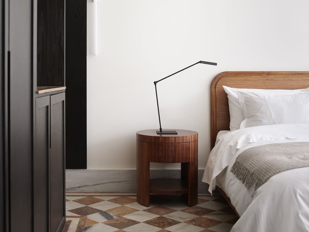 Hotel Dama — 3