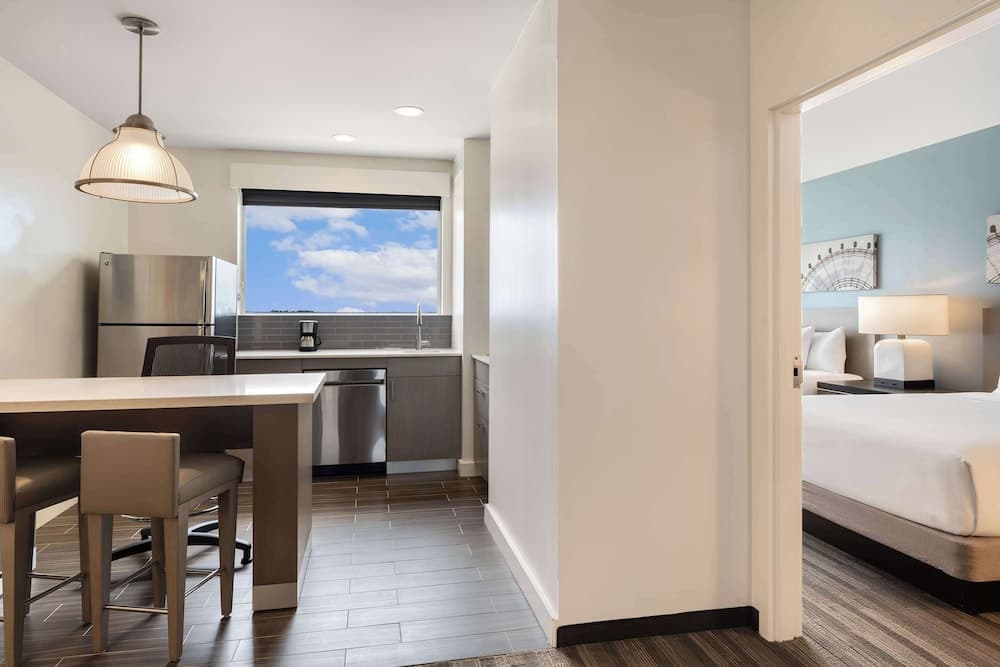 Hyatt House Orlando International Drive — 3