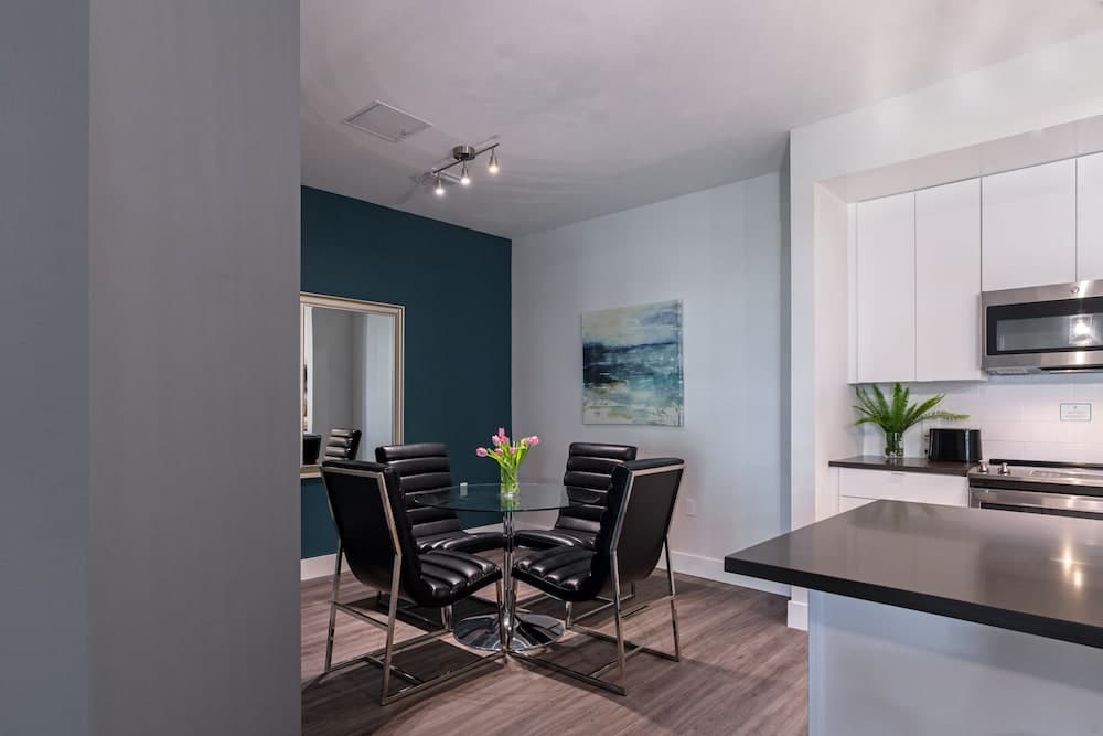 Landing Tampa Westshore — 16