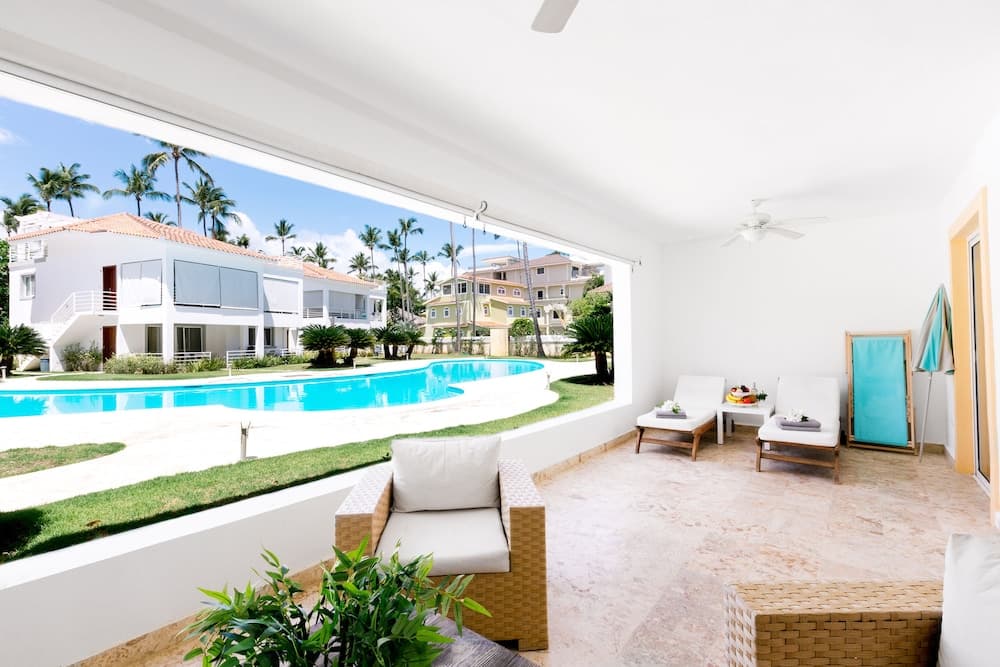 Las Terrazas VIP Pool Beach Club & Spa — 25
