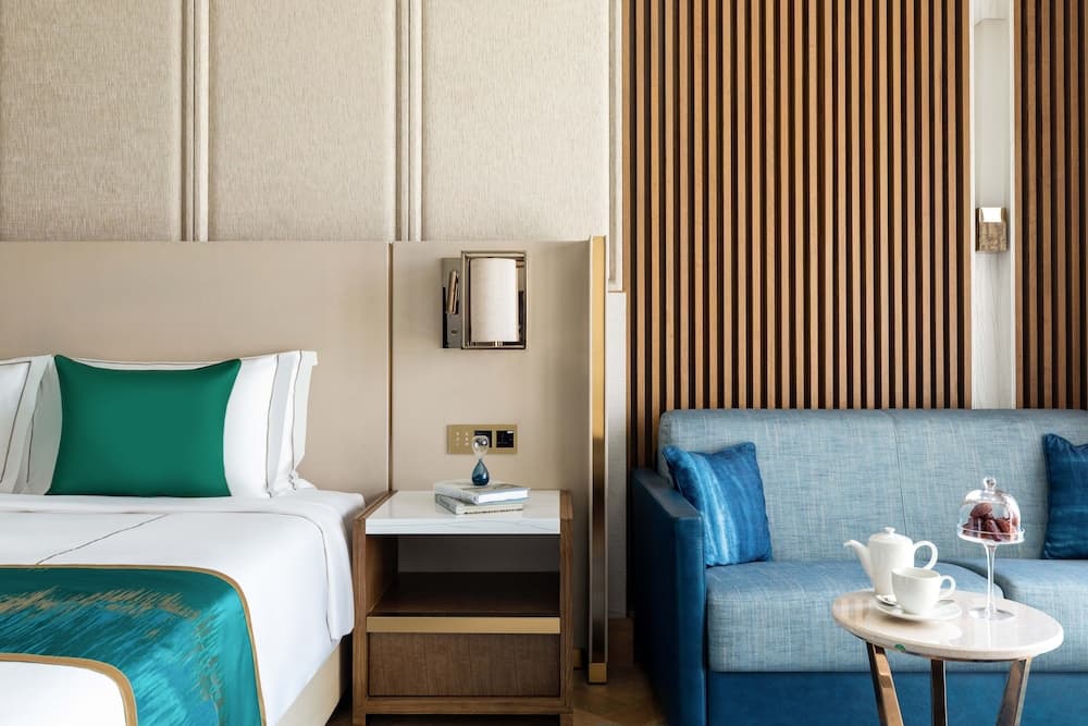Taj Exotica Resort & Spa, The Palm, Dubai — 12
