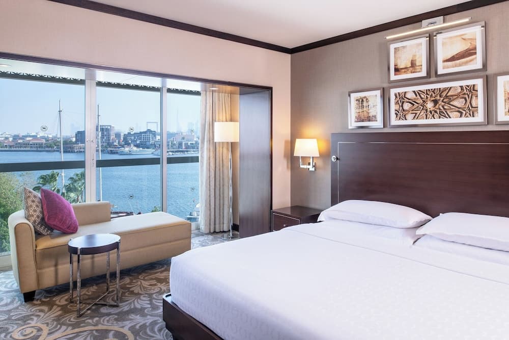 Sheraton Dubai Creek Hotel & Towers — 8