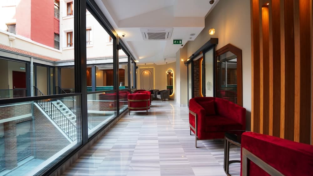 Grand Sirkeci Hotel — 4