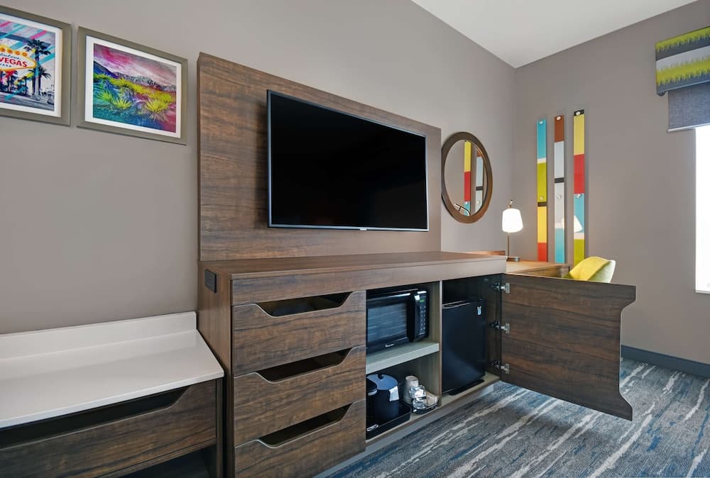 Hampton Inn Las Vegas Strip South, NV — 11
