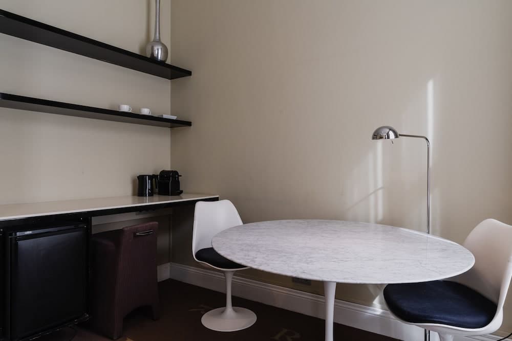 Hotel Roemer — 4