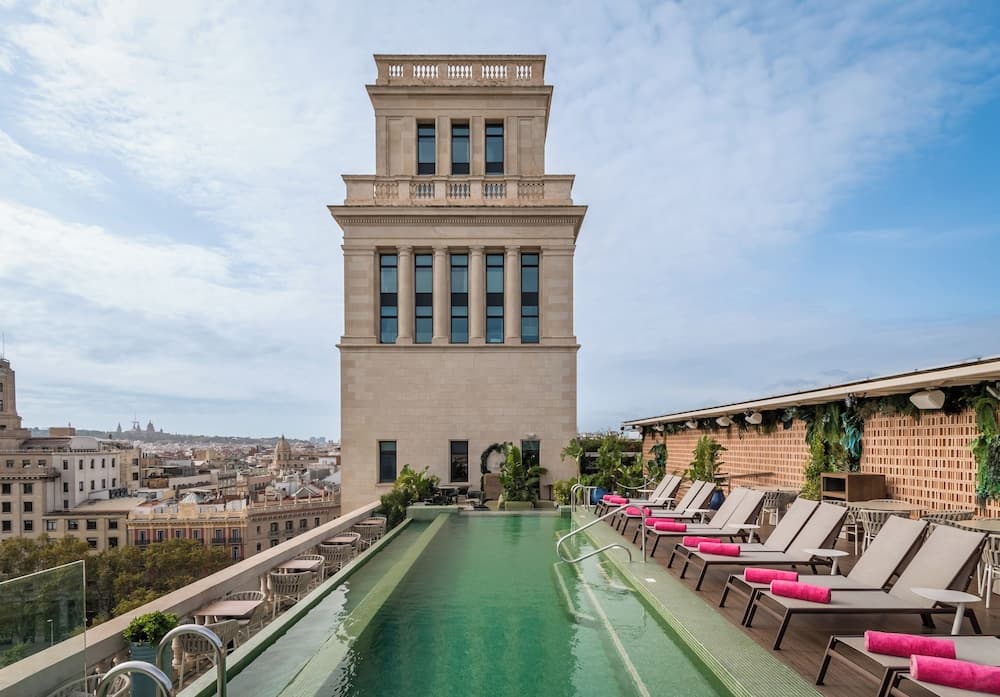 Bless Hotel Barcelona — 12