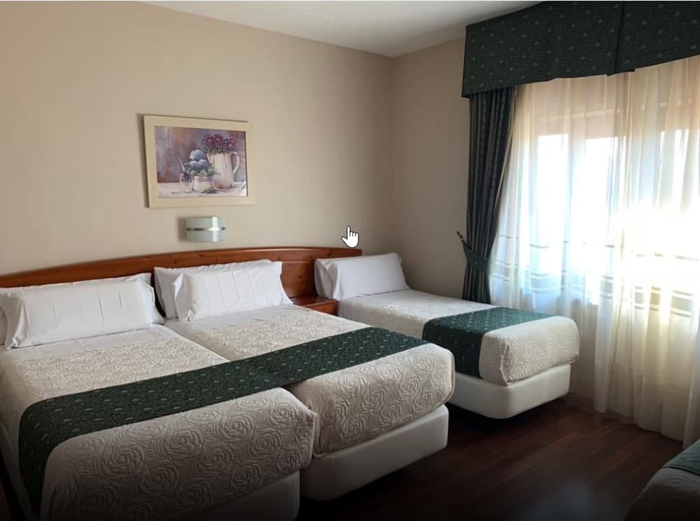 Hotel Alameda Malaga — 9