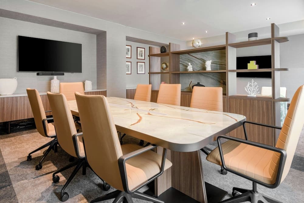 AC Hotel Milano por Marriott — 14