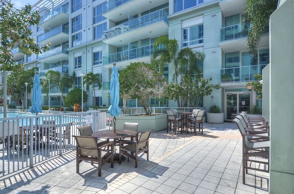 NUEVO condominio de dos habitaciones en Channelside Tam — 15