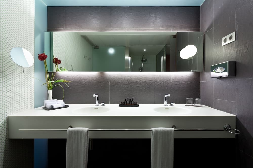 Hotel Condes de Barcelona — 22