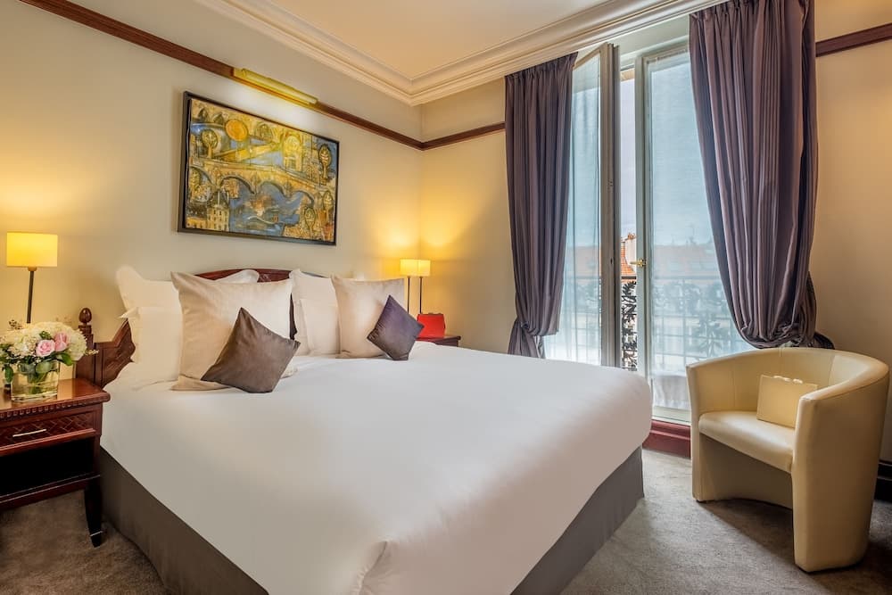Hotel Pont Royal — 12