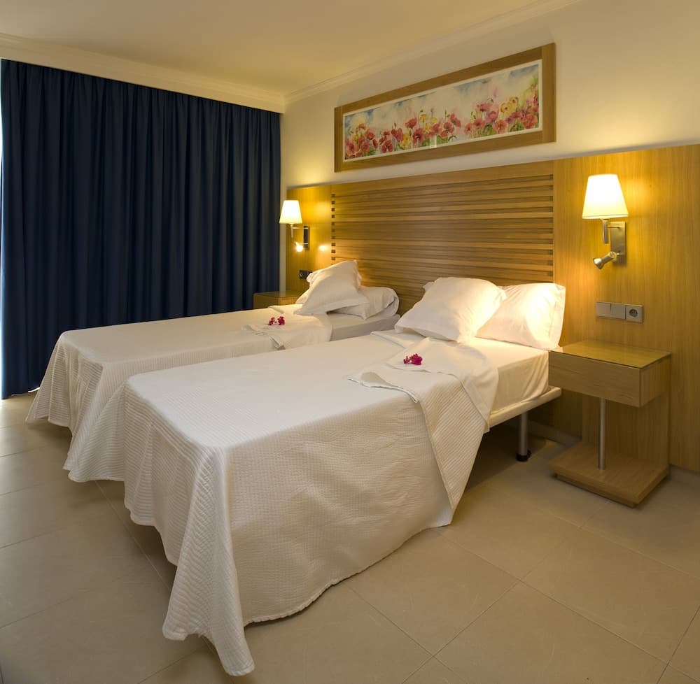 Apartamentos Bon Sol Prestige - Apartments Bon Sol Prestige — 4