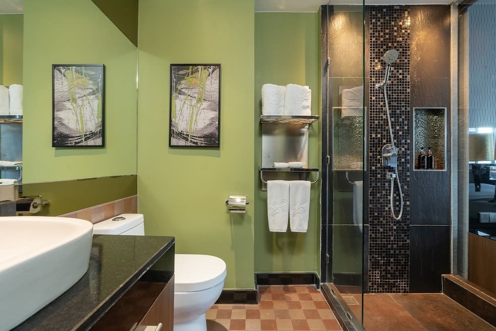 Das Kontinent Hotel Sukhumvit — 3