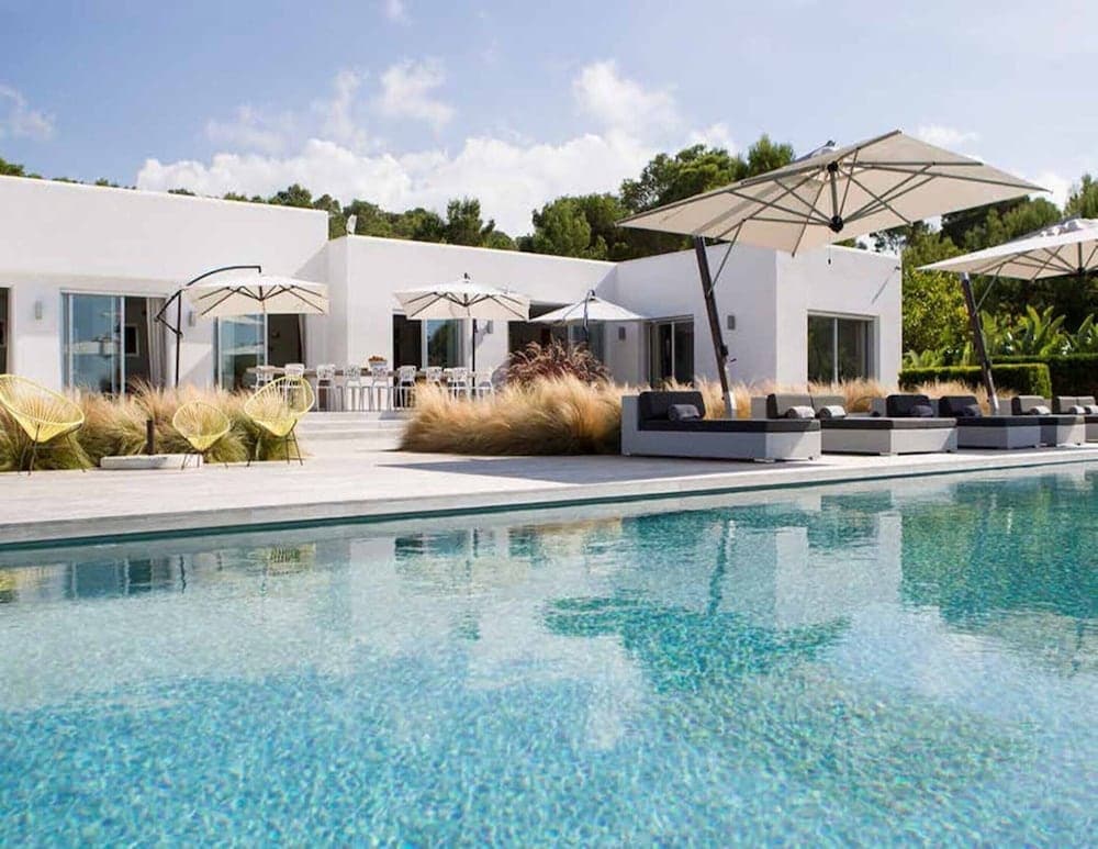 Wundervolle Villa Mit Blick — 1
