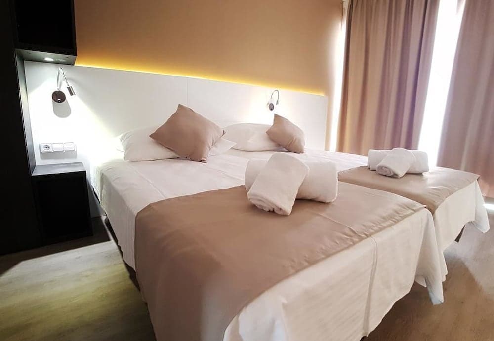 Planet Hotels One Adults Only +16 — 16