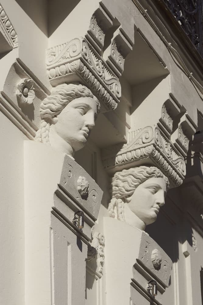 Hôtel de Nell — 5