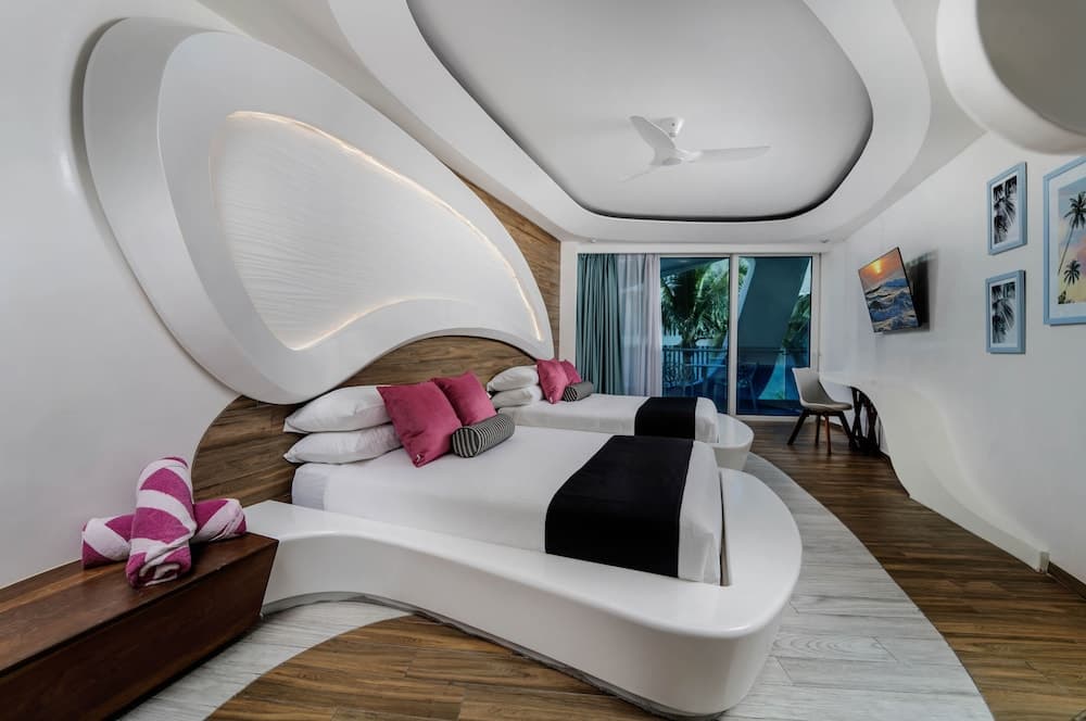 The Carmen Hotel - Ocean Front — 17
