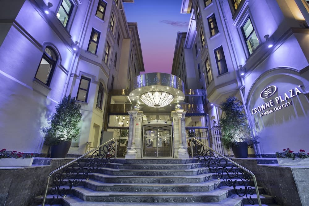 Crowne Plaza Istanbul - Old City by IHG — 19