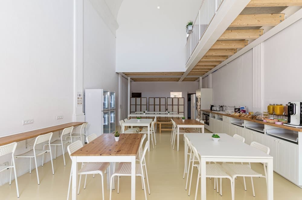 Urban Hostel Palma Albergue Juvenil — 3