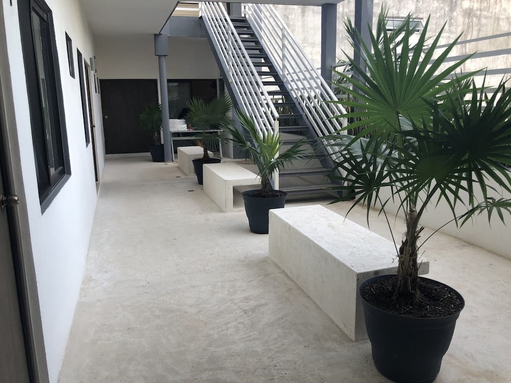 SILVERSANDS Hotel Boutique - 5Th Ave — 30