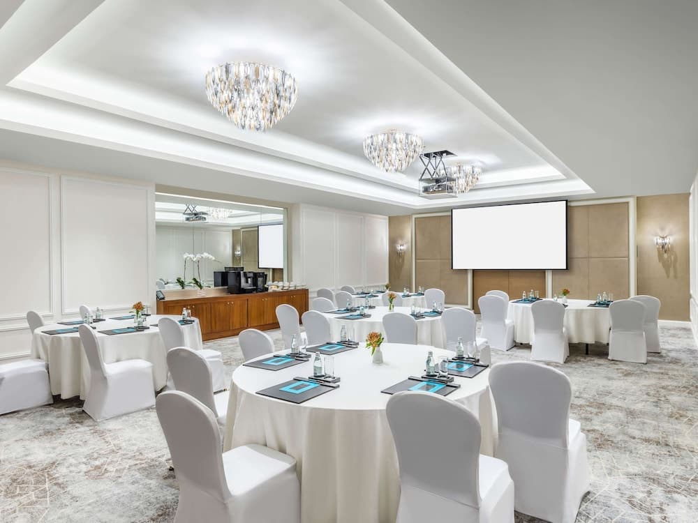 Sofitel Dubai Jumeirah Beach — 11