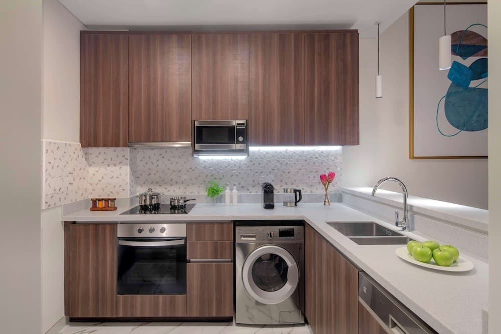 Avani+ Palm View Dubai Hotel & Suites — 19