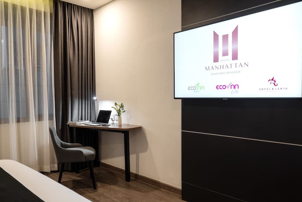 Manhattan Bangkok — 15