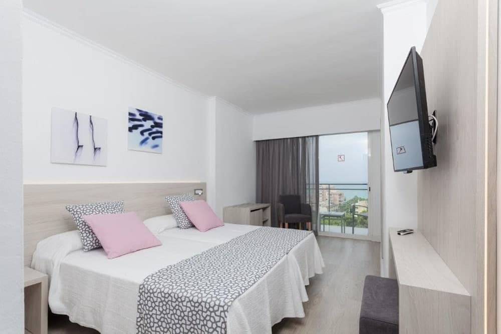 Hotel Timor — 23