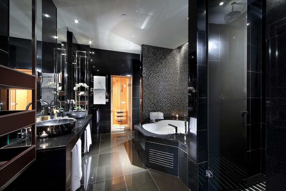Eurostars Madrid Tower — 23